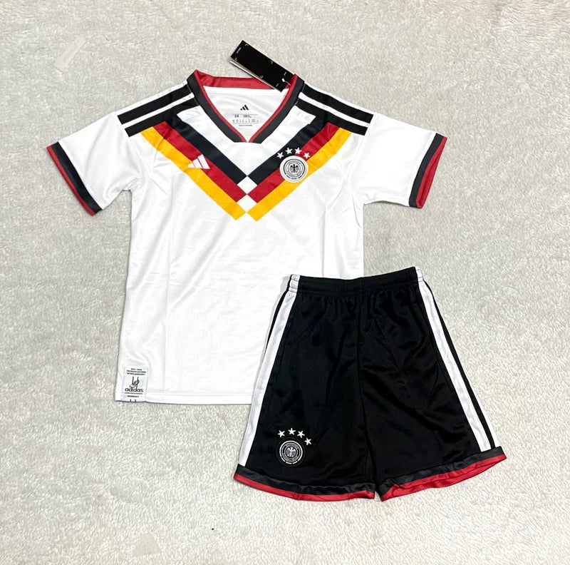Kit Infantil Alemanha Home 2026