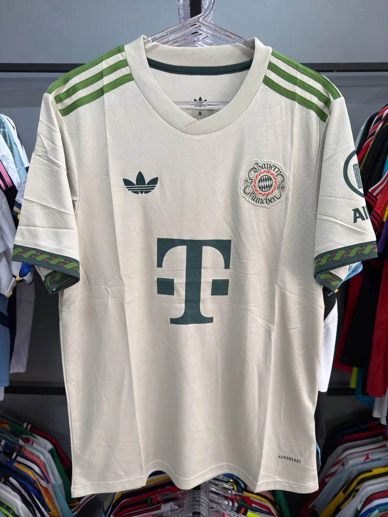 Bayern de Monique Third 25/26